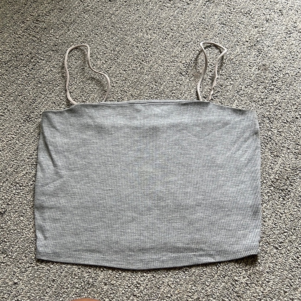 Grey top